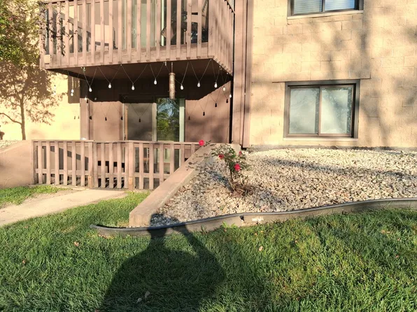 1500 N Rock Run Dr APT 1B, Crest Hill, IL 60403