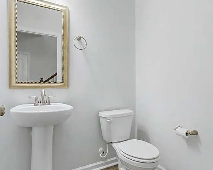 160 Spring Hill Dr — Photo 14