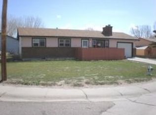 6634 Village Dr, Casper, WY 82604