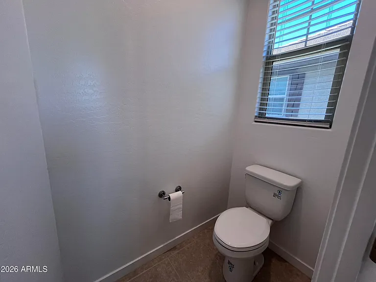 1165 E Thompson Way — Photo 25