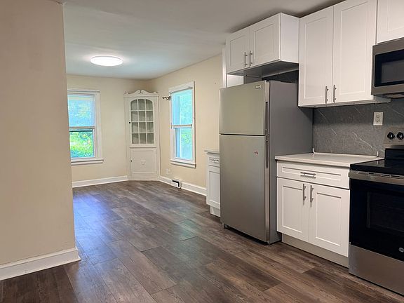 2nd image of 21 Millard St #1