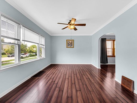 3rd image of 1741 Brown Ave