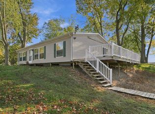 6479 E McGuire Rd, Churubusco, IN 46723