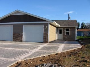 2227 Peters Dr APT 4, Eau Claire, WI 54703