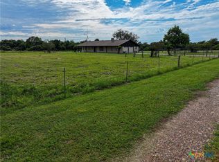 322 Strobel Rd, Victoria, TX 77905