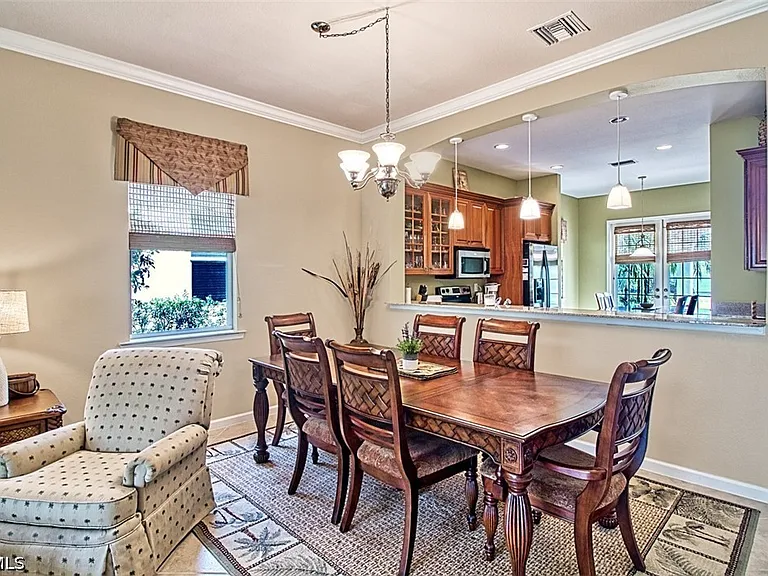 3460 Lakeview Isle Ct — Photo 21