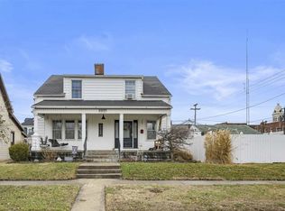 226 W South St, Winchester, IN 47394