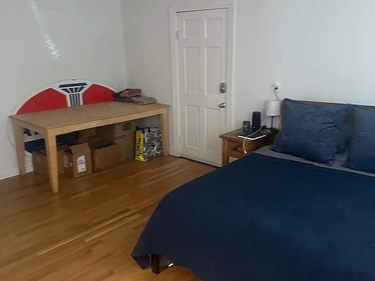 506 E Broadway #4 — Photo 9