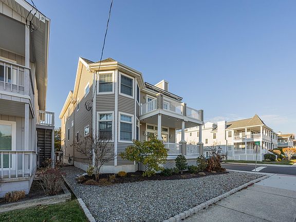 2nd image of 3000 Asbury Ave APT 1