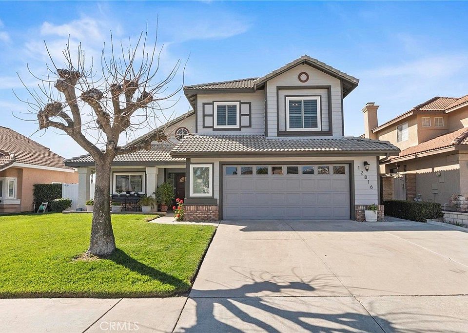 1st image of 12816 Via Barcelona Rd