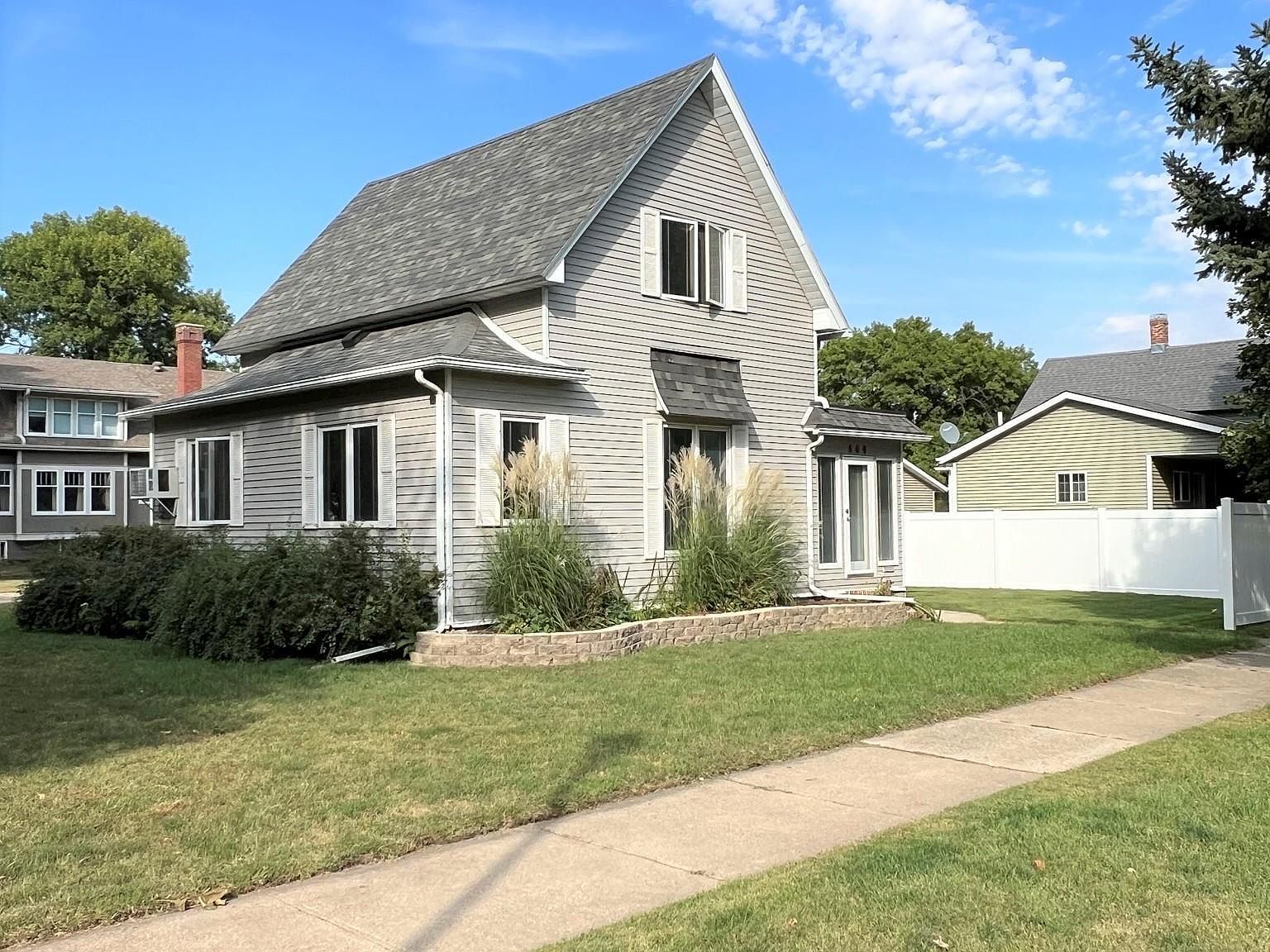 509 S 2nd Ave, Rock Rapids, IA 51246 MLS 822369 Zillow