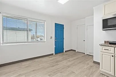 201 S Main St #5 — Photo 5