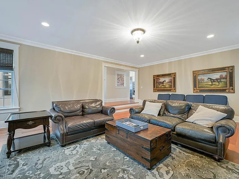 580 Lloyds Ln — Photo 20