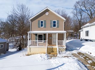 31 S 1st St, Rittman, OH 44270