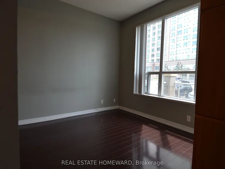 38 Lee Centre Dr #126 — Photo 7