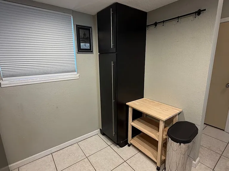 2 Court Dr — Photo 9