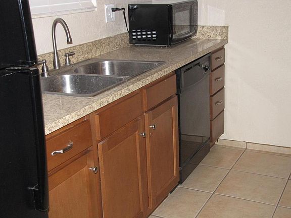 5th image of 3320 S Placita Saltillo