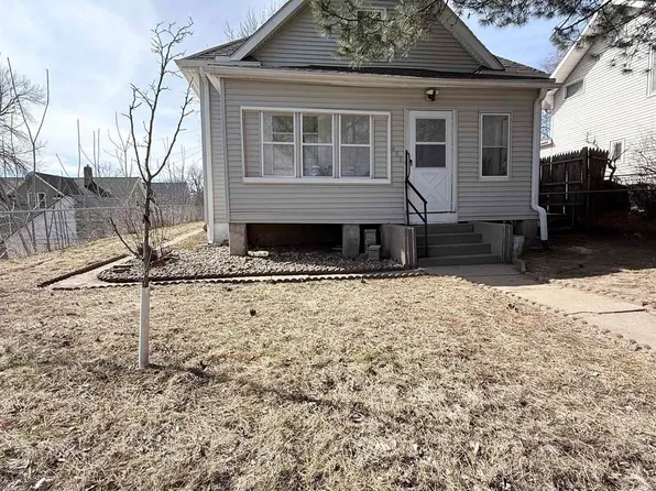 409 Myrtle St, Sioux City, IA 51103