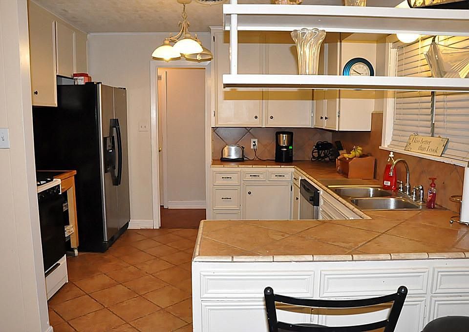 1st image of 2117 19th Ave N