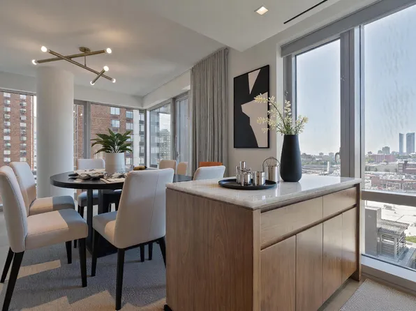 75 Park Lane image 2 of 23