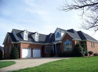 22936 Lone Eagle Dr, Bristol, VA 24202