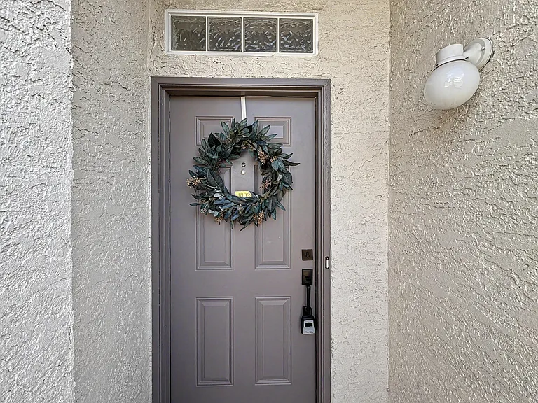 6501 San Antonio Dr NE #4802 — Photo 2
