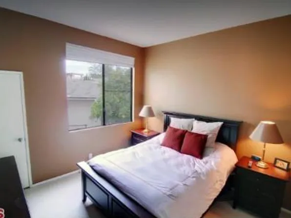 1670 Malcolm Ave APT 204, Los Angeles, CA 90024