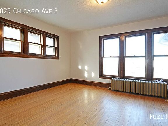 4th image of 3029 Chicago Ave S