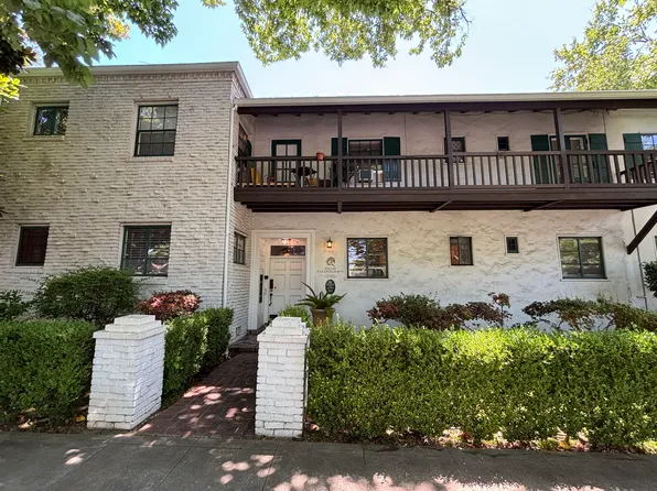 Villas Encantandoras, 2709 21st St #5, Sacramento, CA 95818