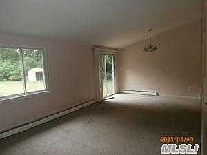 4th image of 54 Waldorf Dr
