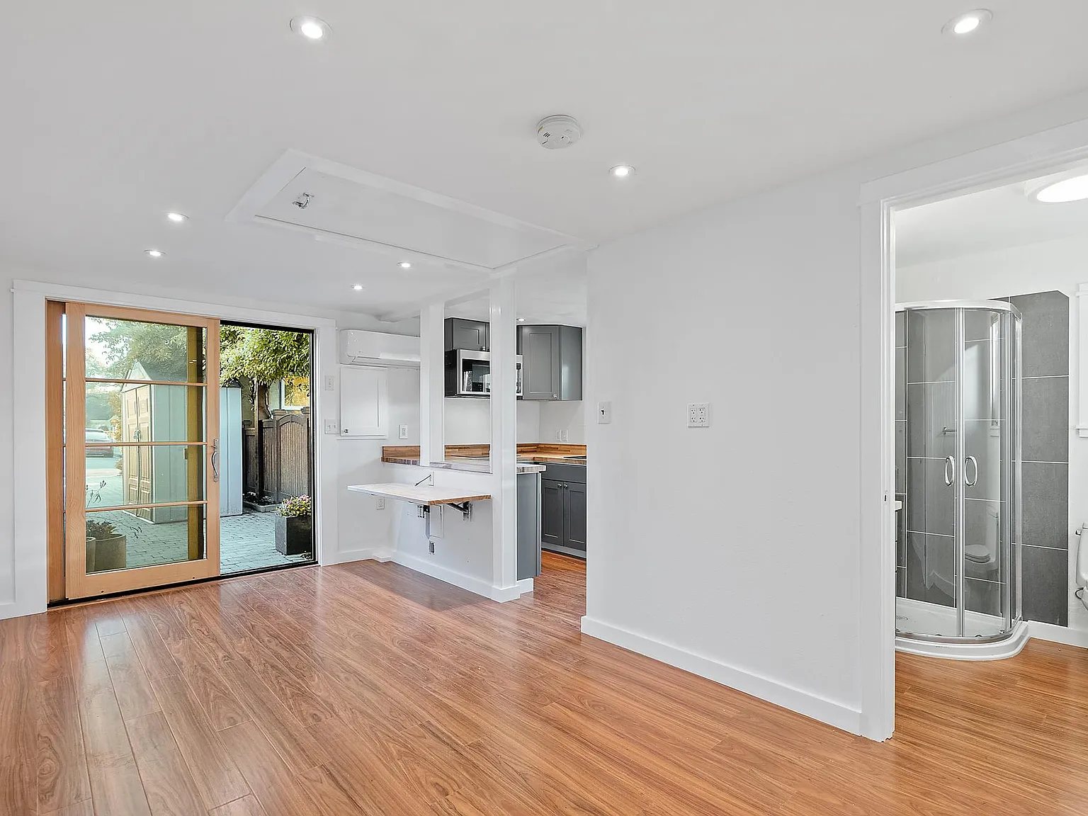 Studio, 270 sqft, $1,475 — Photo 4