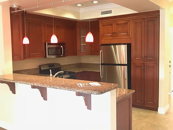 4th image of 1101 East Ave APT 101
