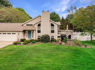 16692 James St, Holland, MI 49424