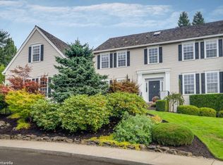 15559 SW Gardner Ct, Portland, OR 97224