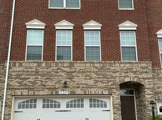 42245 Castle Ridge Sq, Ashburn, VA 20148