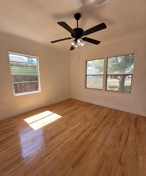 405 Riverside Ave — Photo 12