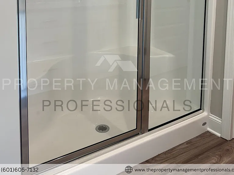 215 Serenity Lake Dr — Photo 22