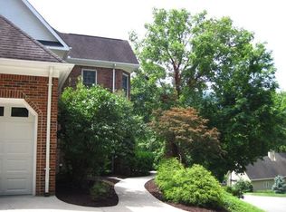 1925 Fleetwood Dr, Kingsport, TN 37660