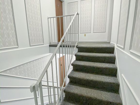 5th image of 1064 Armstrong Mill Rd APT C