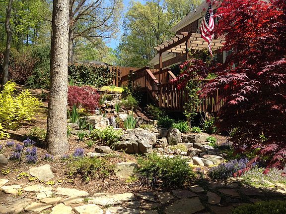 3rd image of 10525 Lady Grace Ln