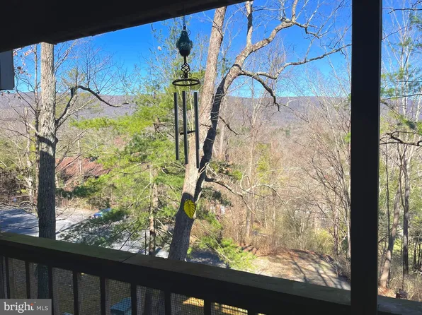 361 The Hill Rd #L-2, Basye, VA 22810