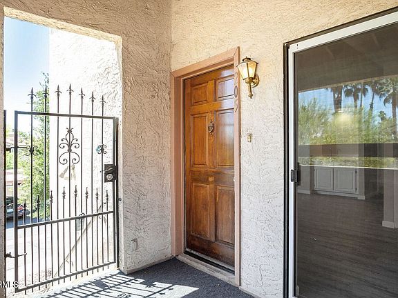 3rd image of 2959 N 68th Pl Unit 205