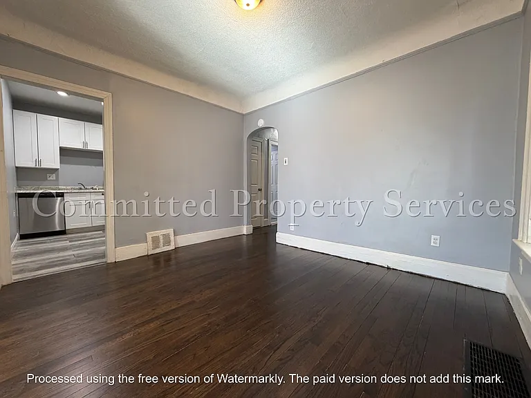 2938 Tyler St — Photo 6