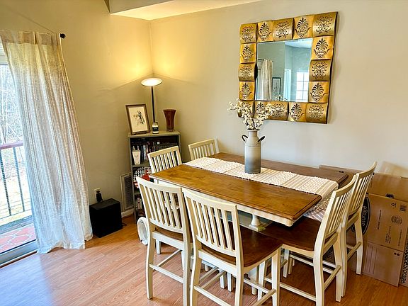 4th image of 116 Tall Oaks Dr Unit E