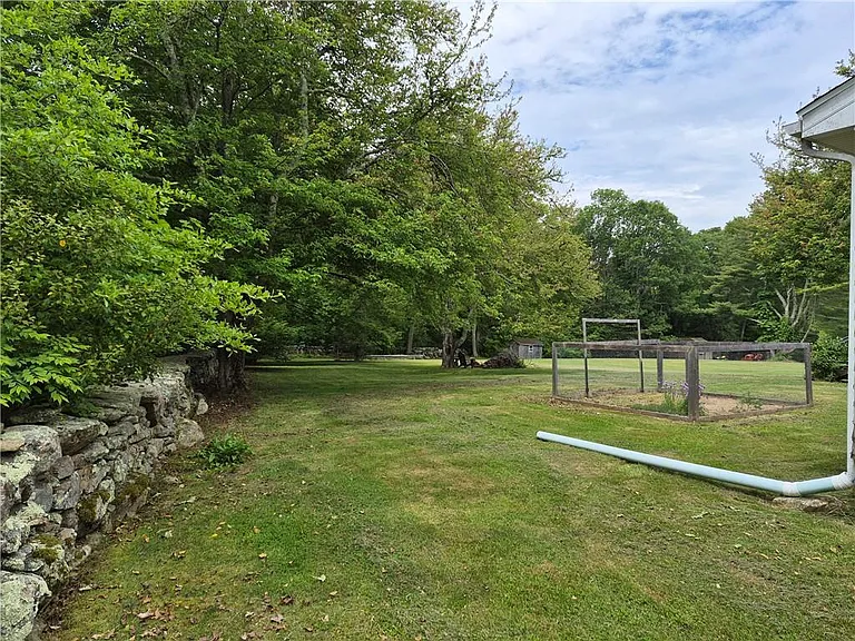 345 Stone Church Rd — Photo 5