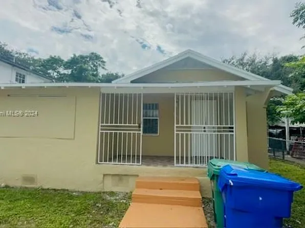 146 NW 70th St, Miami, FL 33150