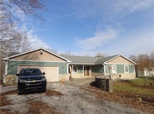 53 Truman Dr, Cloverdale, IN 46120