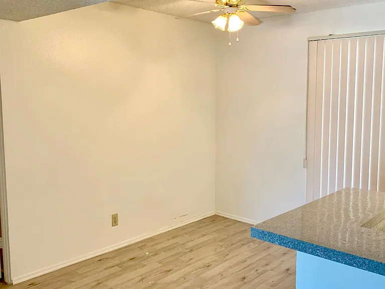 Regent Place Apartments — Photo 5
