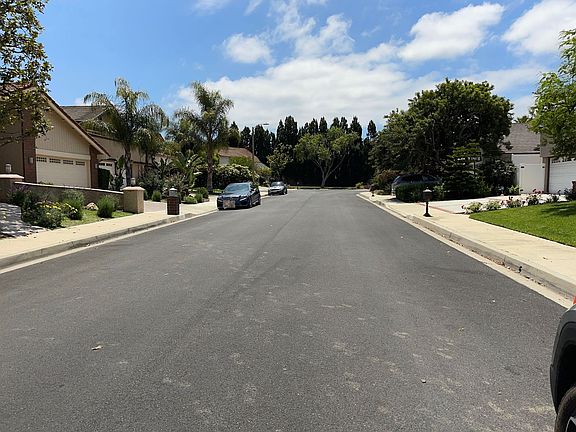 4th image of 3303 Sawtooth Ct