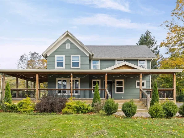 11560 Maple Ave, Naples, NY 14512